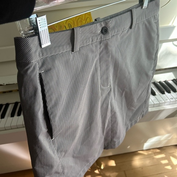 Maggie Lane Stylish Women's Gray Skort 6 - Picture 9 of 16